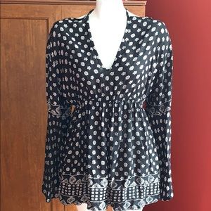 Beautiful Long Sleeved V Neck Tribal Romper